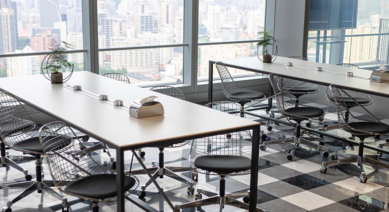 德事 TEC 提供现代化联合办公空间，促进协作与高效办公