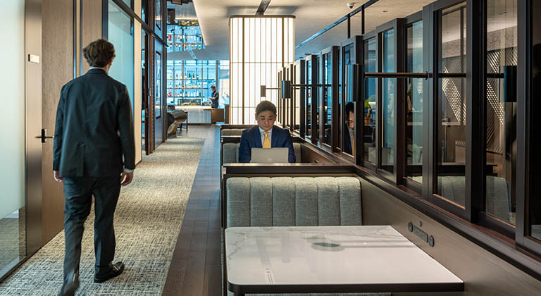 レンタルオフィスにある高品質なコワーキングスペース