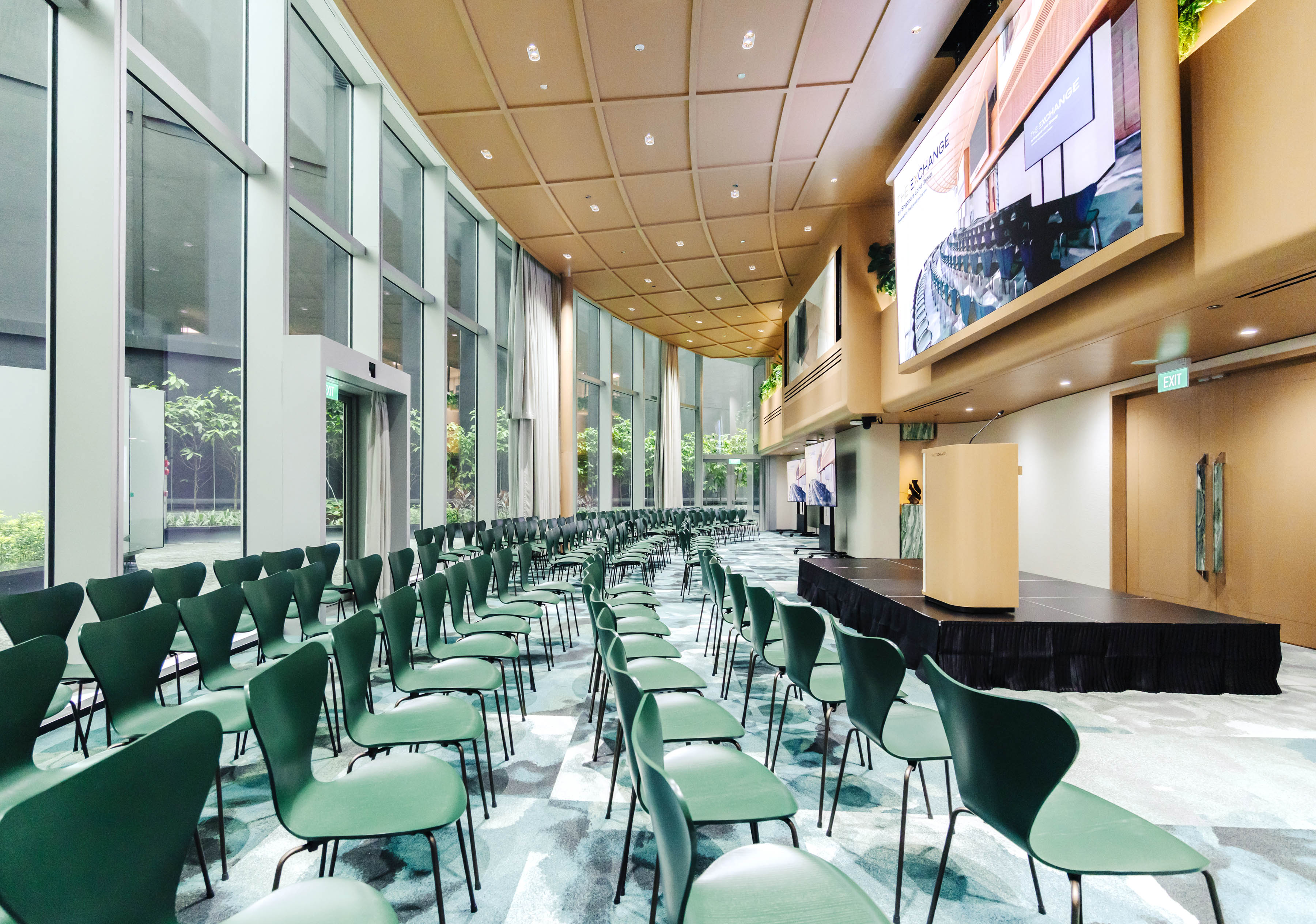 Flexible Workspaces at The Exchange by Singapore Land Group - The Executive  Centre